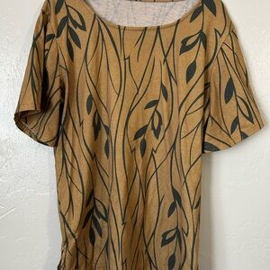Leaf Patterned Brown Top